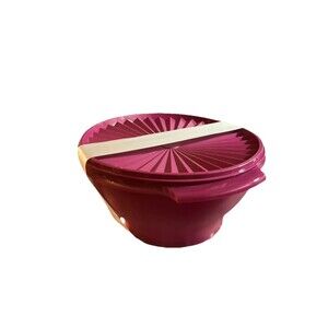 Tupperware Salad Bowl 17 Cups Pink Kitchen Food Storage Serveware New